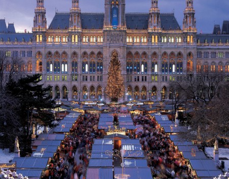 ADVENTI KIRÁNDULÁS AUSZTRIÁBA - SCHLOSSHOFF - BÉCS 